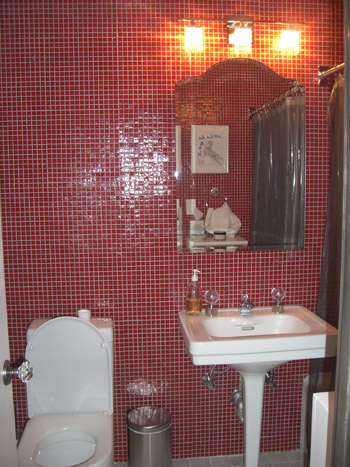 Residential Bathroom Wall Photo - Kaleidoscope Color Grove Glass Mosaic Tiles